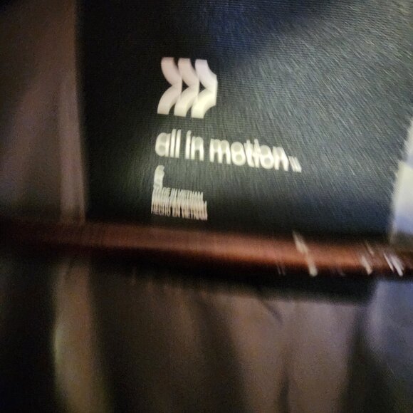 Men's Small All In Motion Black Hooded Zip Up Puffer Coat EUC - Picture 8 of 10